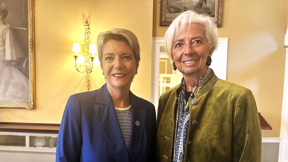 efd_dff's tweet photo. Bundesrätin Karin Keller-Sutter nahm heute am informellen #Ecofin-Treffen in Dublin teil. Neben einer Arbeitssitzung zu KI traf sie EZB-Chefin @Lagarde, IMF-Chefin @KGeorgieva sowie die Finanzminister 🇮🇪 @SimonHarrisTD, 🇱🇹 @Taurimas und 🇨🇦 @FP_Champagne. https://t.co/EAuEts0Kbv