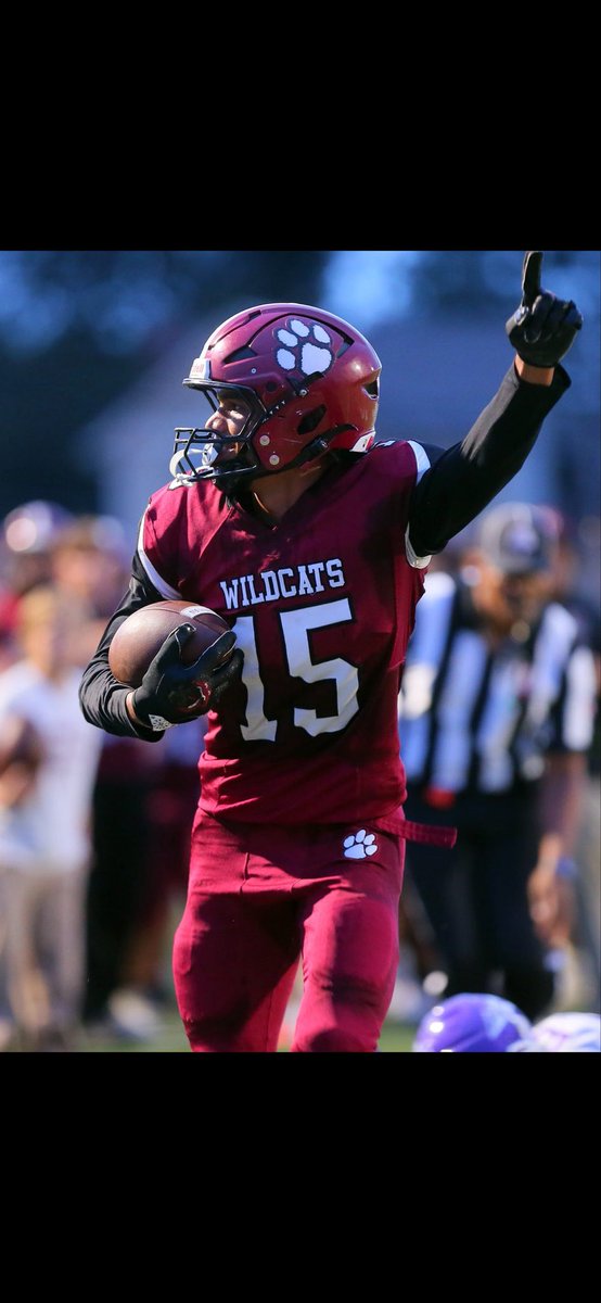 JasonGiblixuca's tweet photo. @jasongiblin15 5rec 79yds td 
67yd pick 6 td
5 interceptions in 4gms over 220 defensive yds https://t.co/IiQS40w9fF