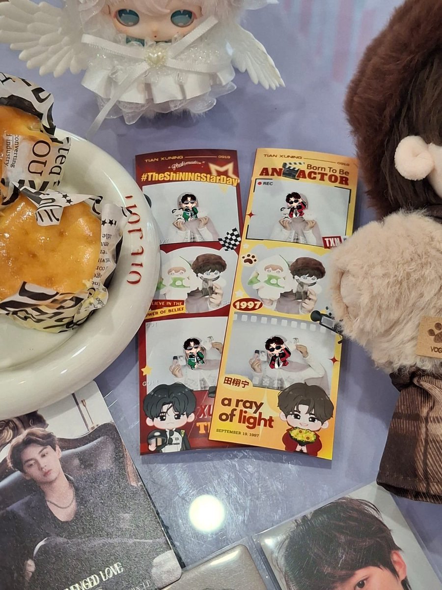 chiloious's tweet photo. Frame photobooth gemesh imut lucuk gemoy from @powrkoo and @tokobwah

#TheShiNINGStarDay
#TianXuning https://t.co/D9eh0xgYKn