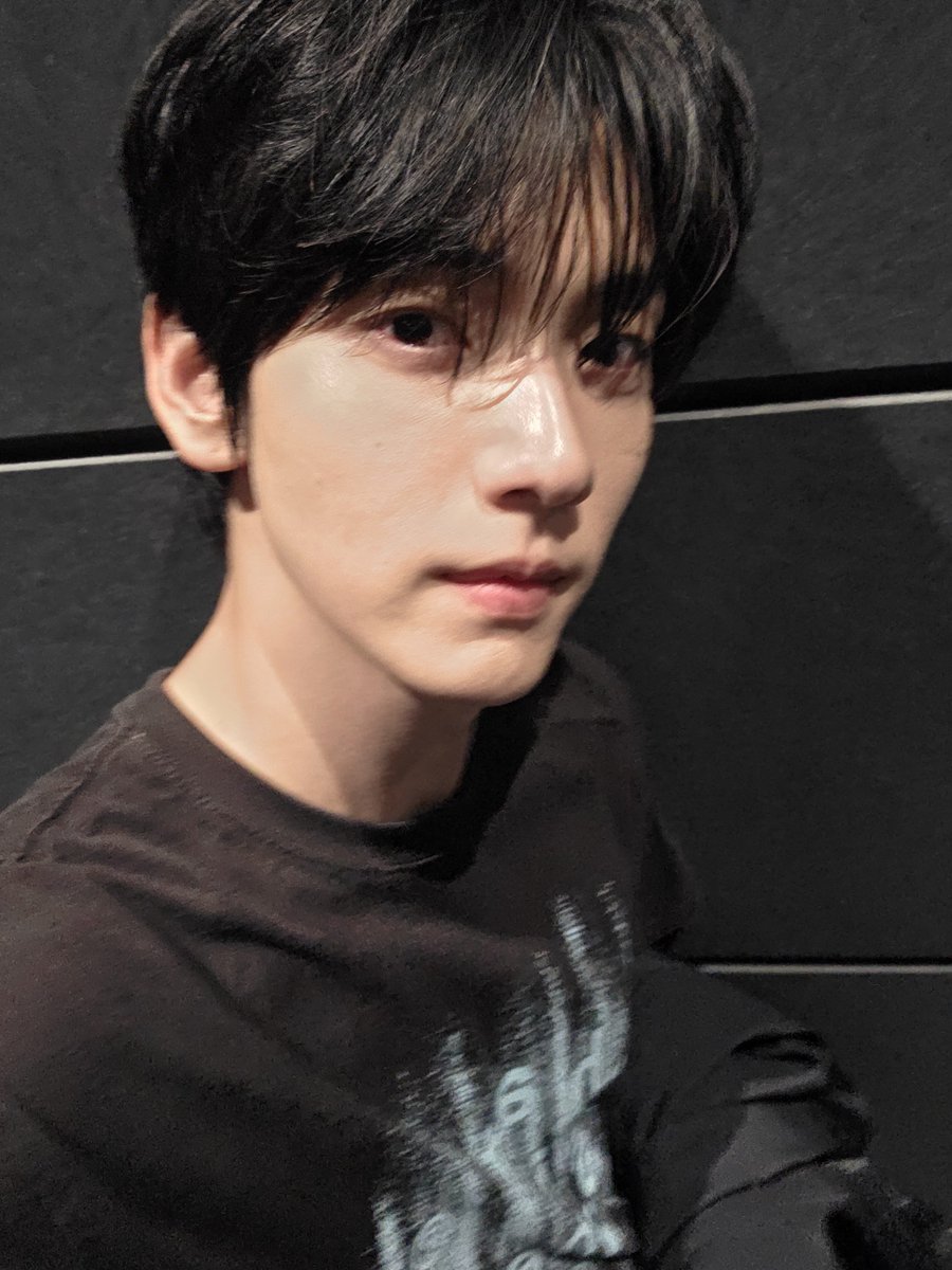 _B1nn2y's tweet photo. 어떻게 이렇게 기특한 수빈일 수가... 🥺🥺🥺 https://t.co/ukDbSpunhF