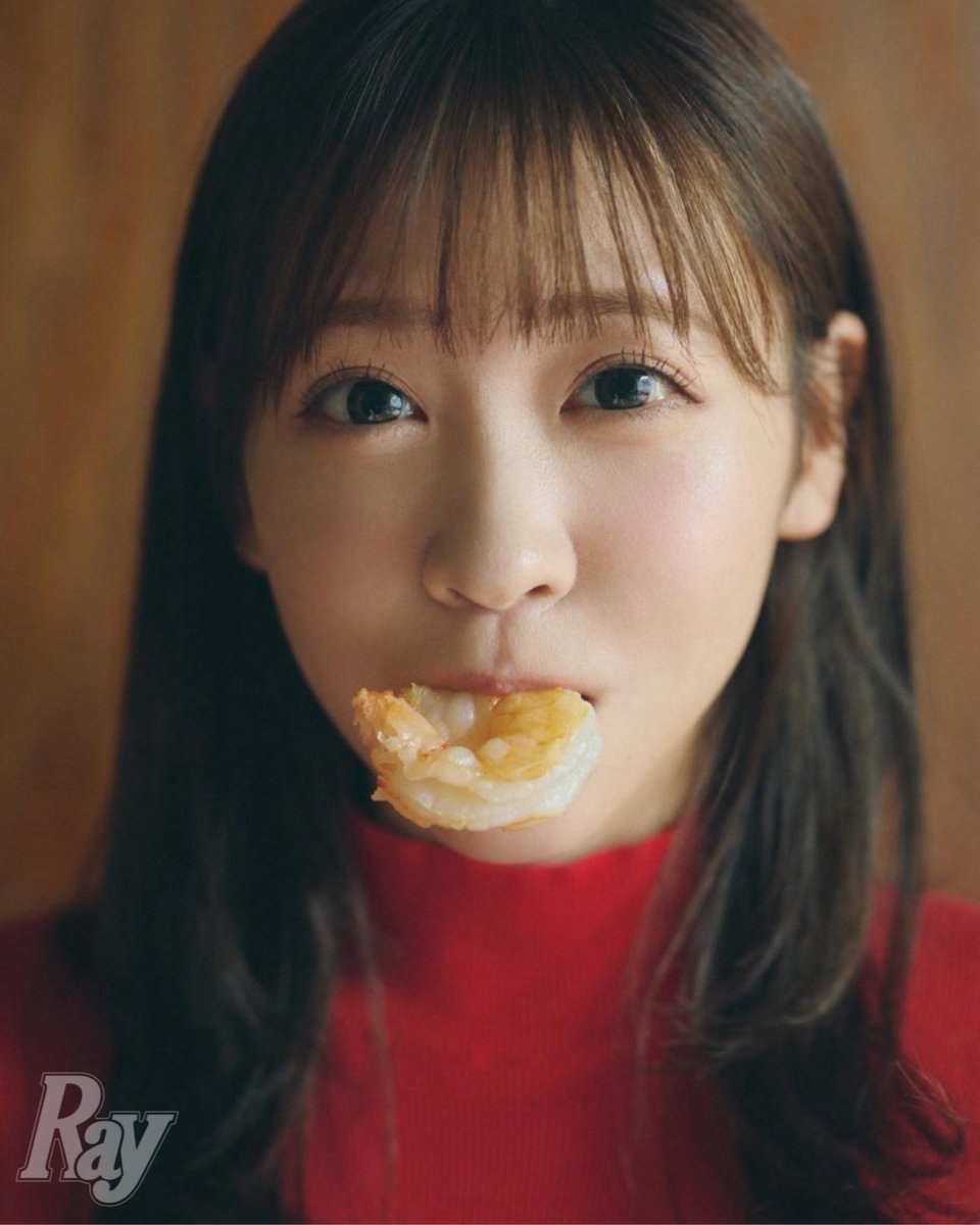 mag_ray's tweet photo. 💚ソロメジャーデビュー1周年おめでとう💚

本日、9月19日は#櫻井優衣 ちゃんの
ソロメジャーデビュー1周年記念日🎉✨

先日の撮影にて、1周年のお祝いをしました〜💐

そしてそして、
過去の誌面カットもお届けしちゃいます✨

#櫻井優衣 
#Ray #FRUITSZIPPER #ふるっぱー #ゆいと1周年 https://t.co/UfXnRYNsa9