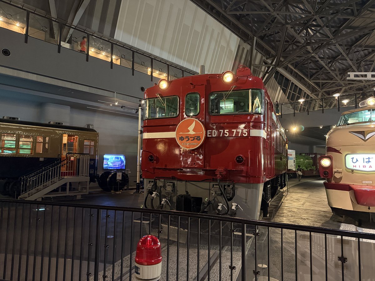 JRC_Radar's tweet photo. 本日限定、大人の夜の鉄���🚅ゆっくり見学出来た☺️週末の昼間はごった返すからね https://t.co/hiW9B4Bi7t