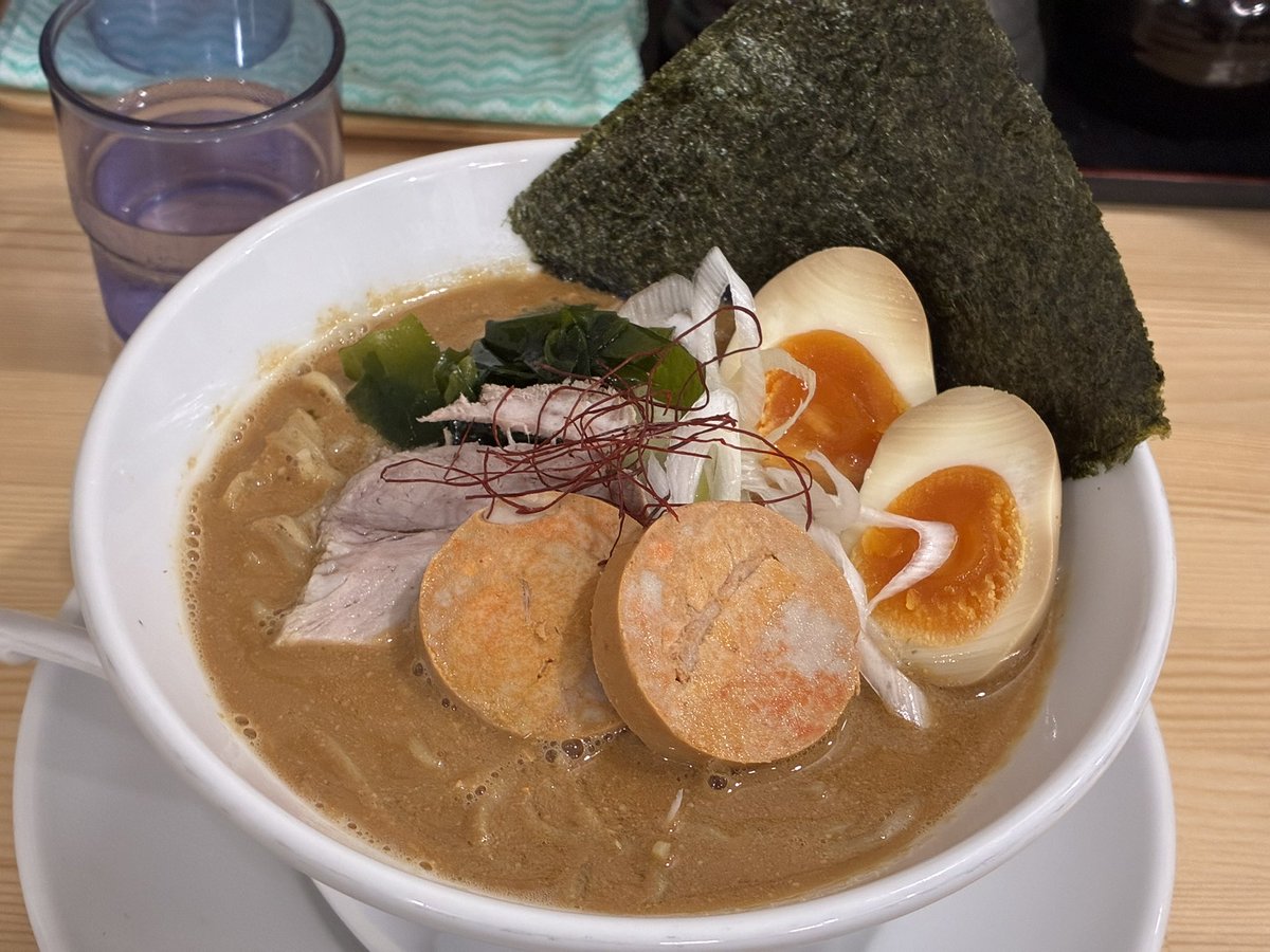 kaizokun's tweet photo. というワケで弟と逗子の翡翠へ！
たいへん美味しゅうございました！
#あん肝らぁ麺 https://t.co/U9o2d31BHB