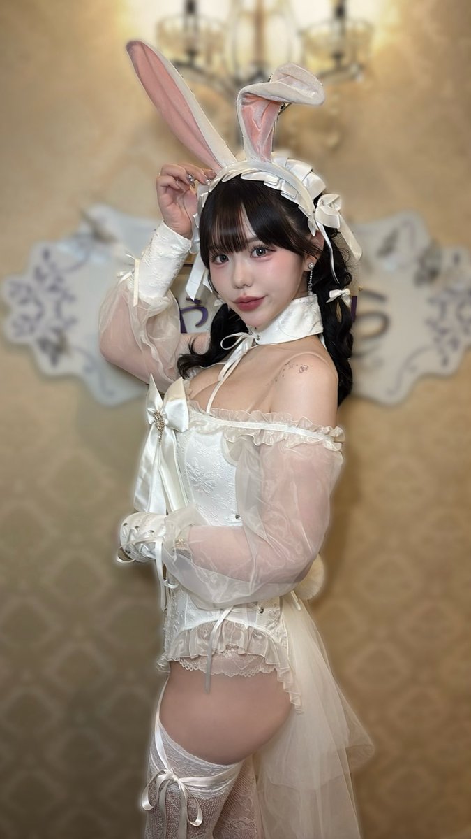 sui_shangrila's tweet photo. 🌼翠卒業＆BDイベントDay.2🌼

すなしゃん人生ラスト一緒に過ごしてね♡
元気出しておケツだしてがんばるぽっ https://t.co/eoleQ2WO4A