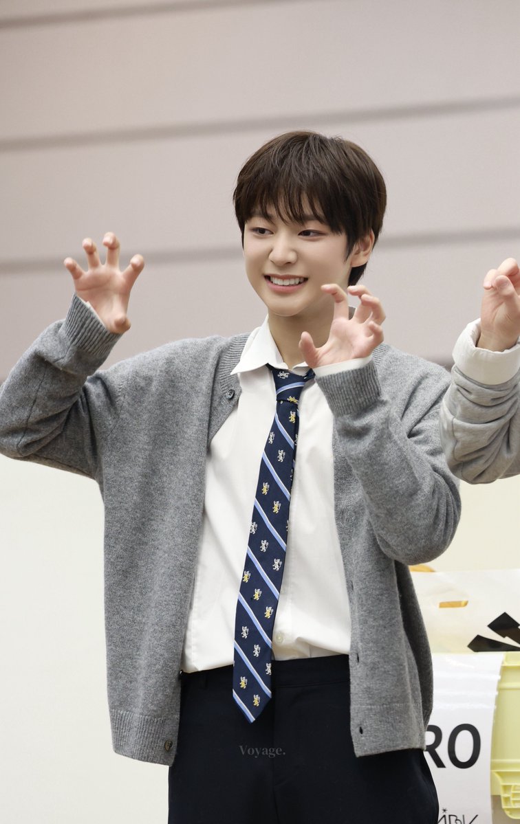 Kota_cute_'s tweet photo. 260919

#VIBY #KOTARO #코타로 https://t.co/3sVQCH1Qgl