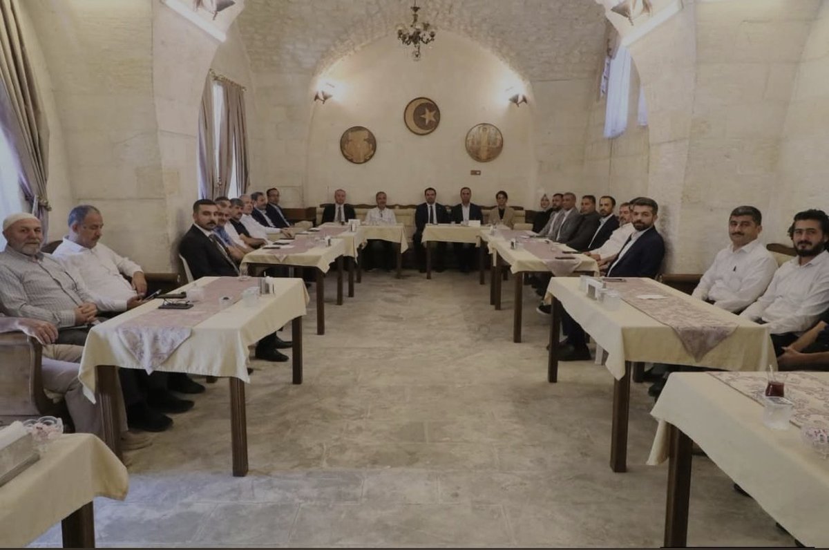 IYCurfa's tweet photo. Şanlıurfa İlim Yayma Cemiyeti olarak, 
Eğitime Destek Platformu öncülüğünde gerçekleştirilen Eylül ayı değerlendirme toplantısına katıldık. https://t.co/ptUR0eGB0Y