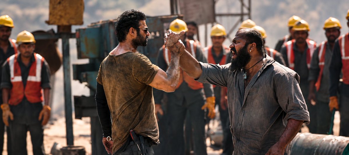 PREM_DHFPT45's tweet photo. Aa hand entra baabu 😭🦖
#Prabhas #Salaar https://t.co/TJz2qmw5fo