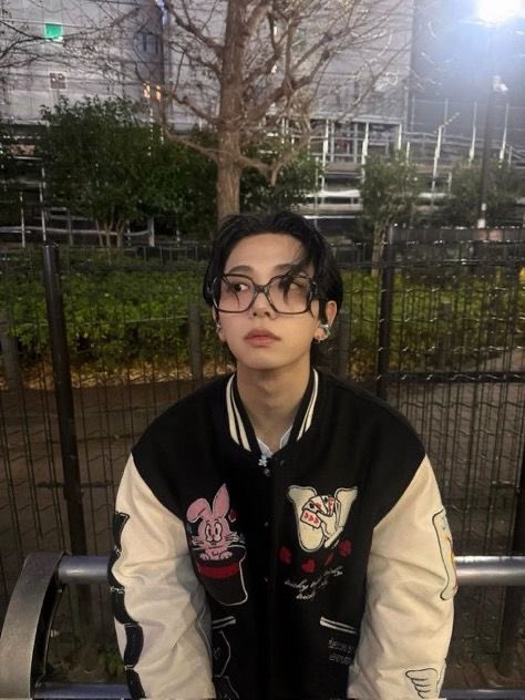 RiderMyungjae's tweet photo. #LCAMyungjae Maaf ya kalau dijual terpisah… https://t.co/7x7a05ChZT