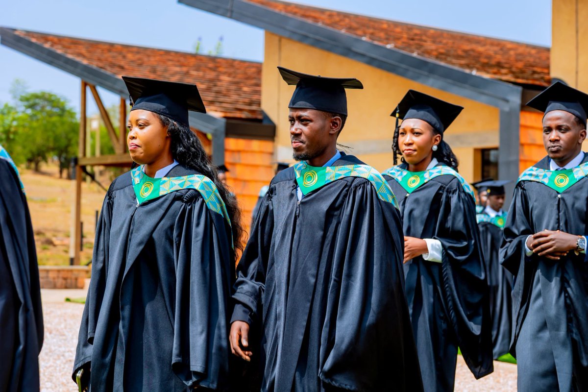 YKayiranga's tweet photo. Humbled to officially graduate from RICA! Honored to earn my degree and be recognized for outstanding leadership by my Class of '26 peers &amp; RICA administration. Endless gratitude to @RICA_Rwanda &amp; the HGB Foundation for this profound gift. Time to give back!

#RICA4THGRADUATION https://t.co/iZSLXuKb0k