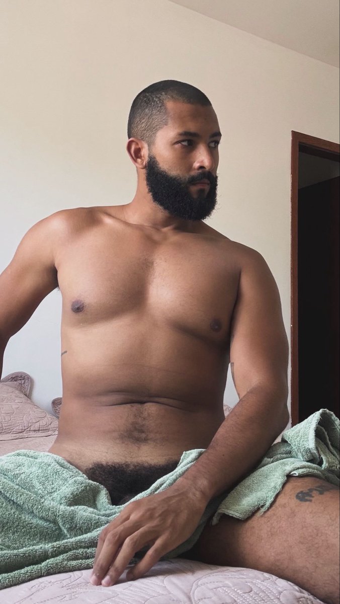 BornThisDanilo's tweet photo. Vou refazer essa aqui quando meu peito estiver o dobro do tamanho 🙂‍↕️ https://t.co/VOGxiw2qza