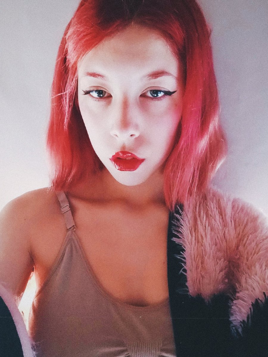 heeclipses_'s tweet photo. red haired princess to his red haired prince ִֶָ. ..𓂃 ࣪ ִֶָ🪽་༘࿐

#EVRSD #EVERSD #EverSelcaDay #EVAN #HEESEUNG #EVER @h_evva_n https://t.co/0yh6AWohtC