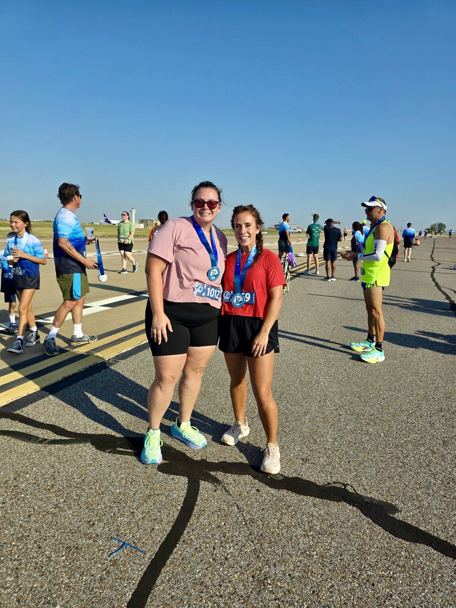 jenrae_martin's tweet photo. Memphis Airport Runway 5k - spicy but fun🔥 https://t.co/kBSnAQgINV