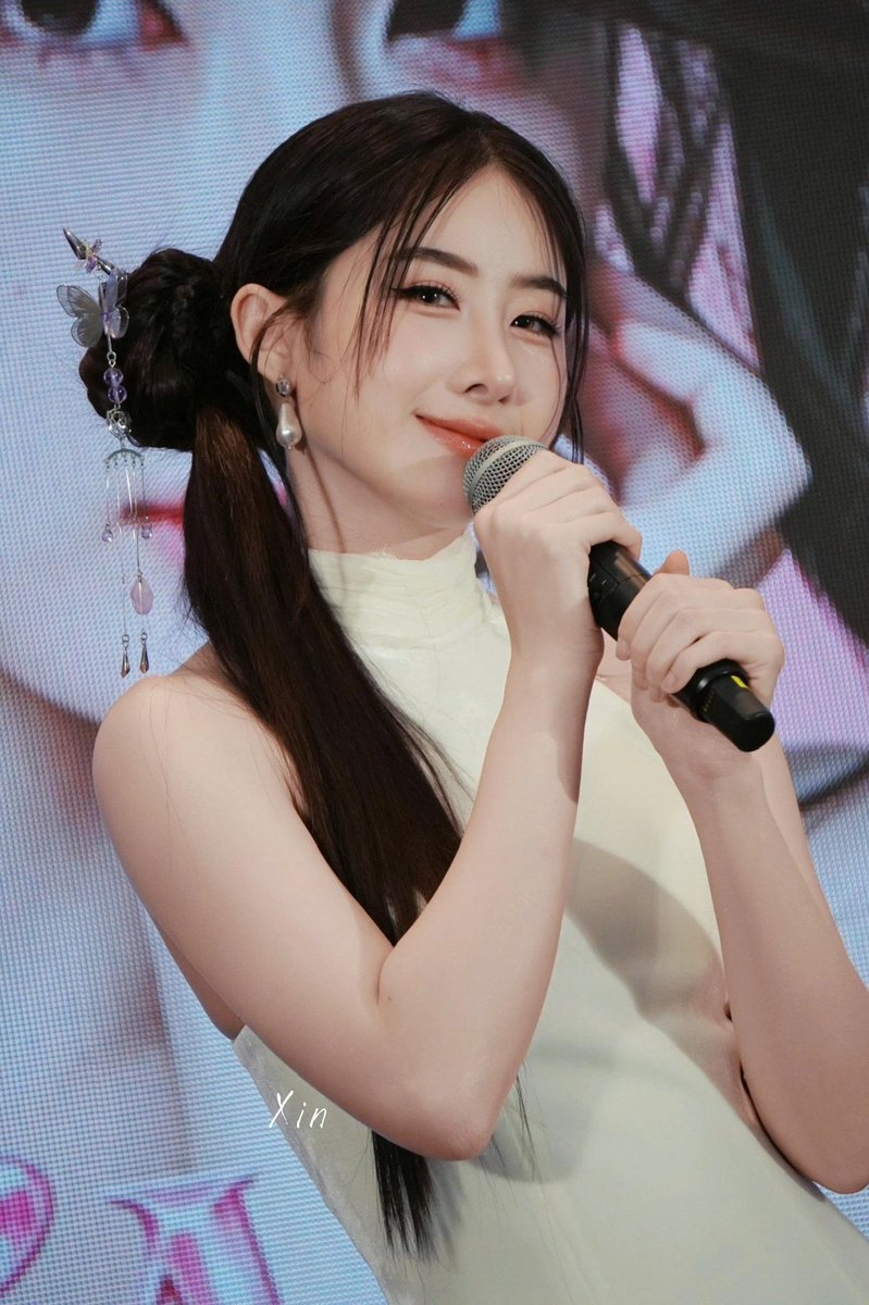 Aiman_1409's tweet photo. 4th Post

RT this post to collect hearts for vote Yoko! 💗
Every RT counts! 🫶🏻✨

✨ STARFOCUS FASHION SPECIAL ✨

🏆 Yoko Apasra is nominated for 2026 STYLE ICON OF THE YEAR

📅 2026.09.11 - 09.28(BKK)

Framing the World, Defining the Icon

Vote for your style icon🌟

👉 https://t.co/FX6qqKnHRH

#STARFOCUS #2026STYLEICONOFTHEYEAR #YokoApasra