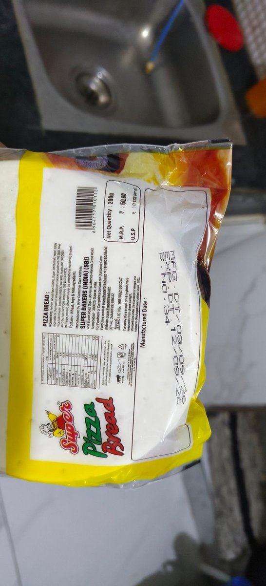 crypto_hussain's tweet photo. @letsblinkit This is unacceptable. On 12 Sept, I ordered pizza bread and received an expired product.

Expired food being delivered is a serious customer safety issue. How did this pass your quality checks?

Don’t play with customers’ health. #Blinkit https://t.co/5PcYcs5Zoq