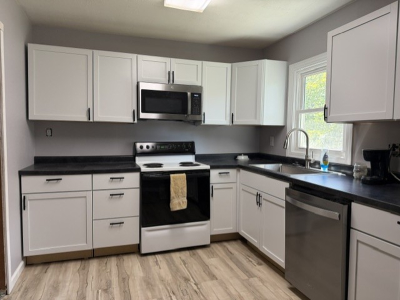 HeritageBrokers's tweet photo. Discover this charming home in the heart of Kansas City, Kansas, offering the perfect blend of comfort and convenience.
More listing details can be found at our website https://t.co/jgt3q6WQO0!
#UnitedCountryRealEstate #KansasRealEstate #KansasRealEstateAgent https://t.co/jnecuHKxJt