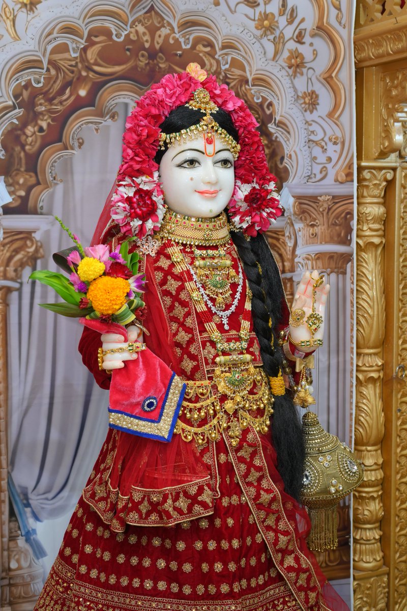 harikrushnadham's tweet photo. Daily Shayan Darshan of Sarvopari Shree Ghanshyam Maharaj  #harikrushnadham #shyandarshan #ghanshyammaharaj #ghanu #swaminarayan #sarvopari #radhaasthami https://t.co/HRgGroSXFw