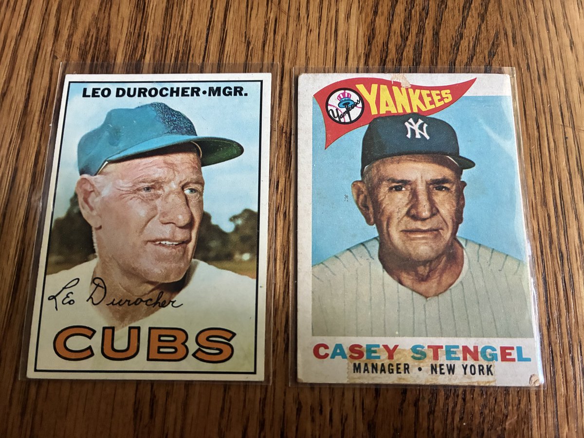 micro_shells's tweet photo. @RetroCardSnaps Treasure them. https://t.co/QPY5YyK5db