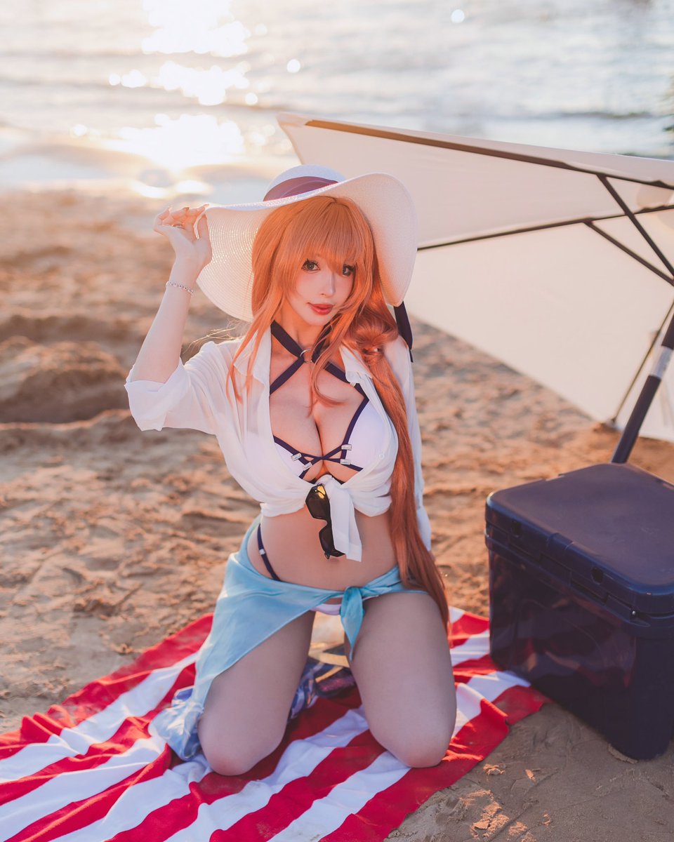 suakirin's tweet photo. Commander, please take my hand and listen to the ocean wind with me~ ☀️🏖️🩷#SpringField #GirlsFrontline2Exilium https://t.co/6rENCWcd4G