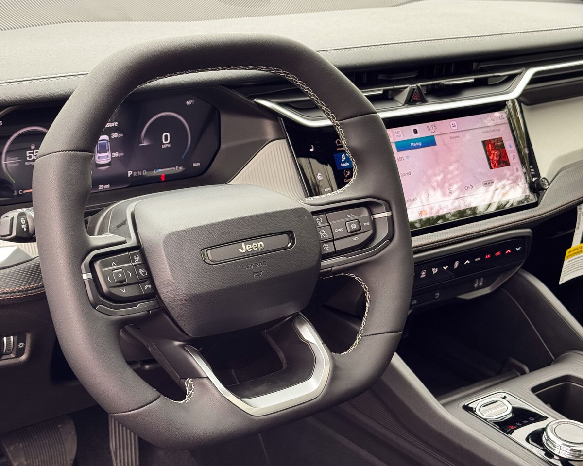 RogersDodge_ID's tweet photo. Start your next adventure with this 2026 Jeep Cherokee Limited! This amazing ride get 39 miles to the gallon in the city and 35 miles on the Highway!

#lewistonidaho #rogersdodge #DriveHappy #Idaho #rmxperformance https://t.co/BfooxFEMKk