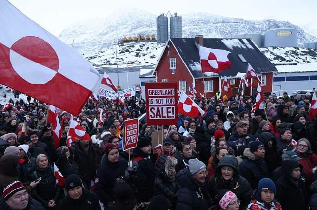 SputnikInt's tweet photo. US-Denmark agreement over Greenland is ‘PR stunt’ ahead of midterms
“This treaty is mostly for show, but in legal terms it’s much ado about nothing” because “the US already had free access to Greenland and the main responsibility for the defense of Greenland,” military and geopolitics analyst Mikael Valtersson told Sputnik.
While the agreement grants the US permanent military access, basing and overflight rights, Washington already had these rights, and it was the US itself that “voluntarily and drastically reduced its own military resources on Greenland” after the end of the Cold War.

In other words, the deal is “mainly a PR stunt for the US government ahead of the upcoming midterm elections in November.”