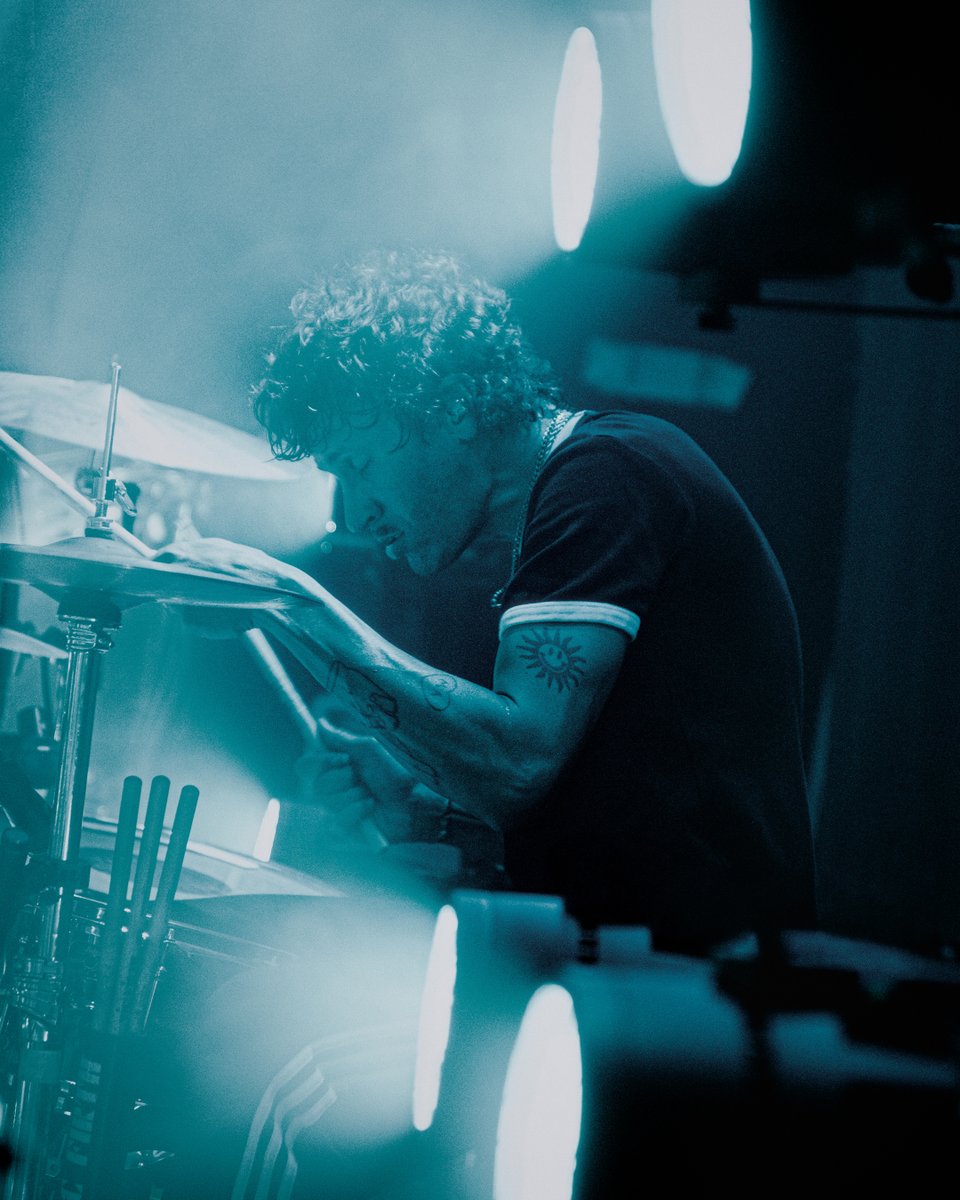 anberlin's tweet photo. Thank you, Dewey Beach. Another headliner tonight in Virginia Beach. https://t.co/7lG8T2H7aB