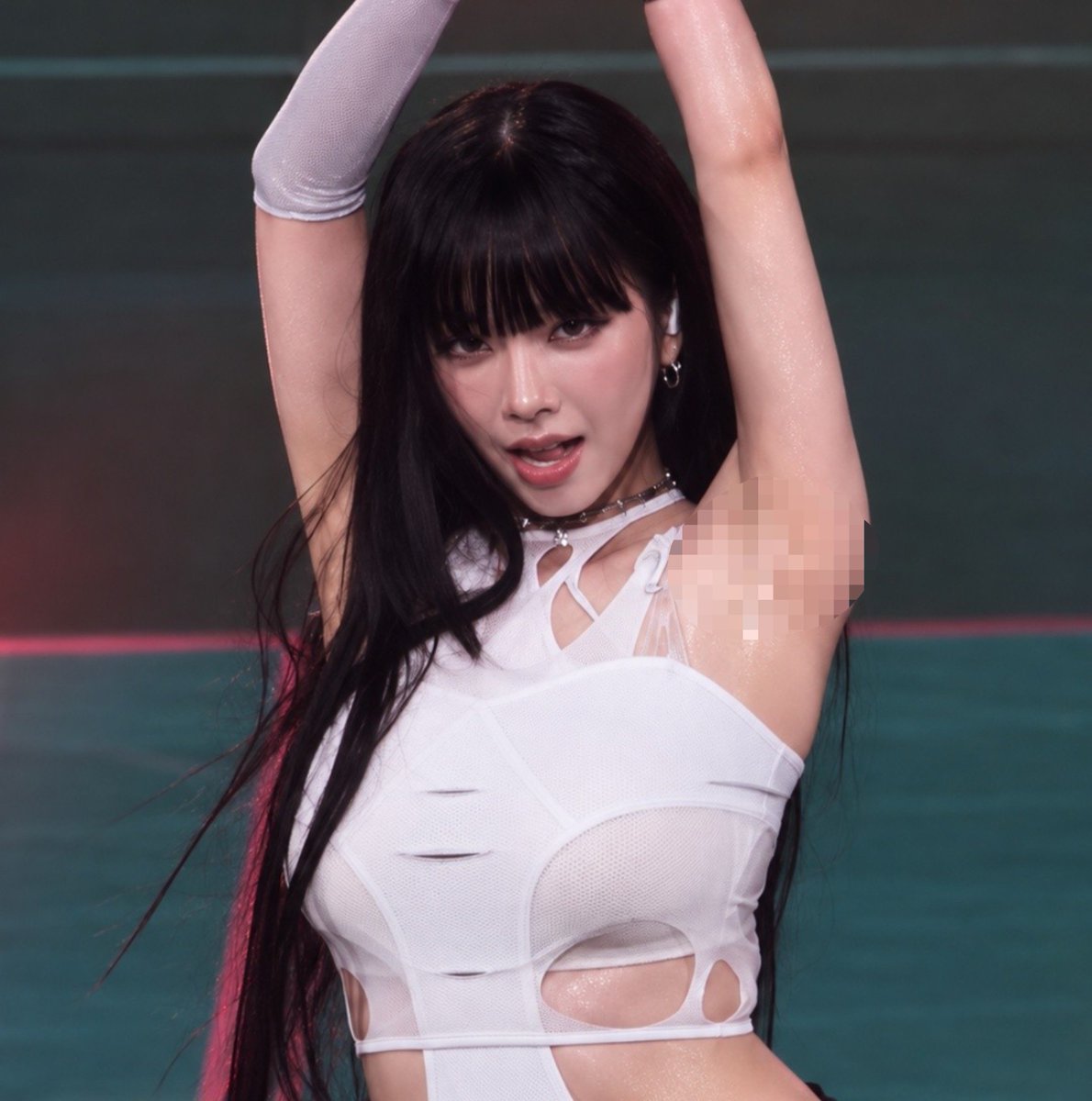 kpopfanpic's tweet photo. let karina's censored armpits own you 🤭💕

#kpop #kpopfancam #kpopfap #kpoparmpits #chaewon #natty #yeji #wonyoung #itzy #kissoflife #lesserafim #ive #blackpink #lalisa #jennie #karina #aespa  #armpits #eunbi #censored #검열 #연능 #섹트 #여깨 #도태남 #변녀 #상납 #은비 https://t.co/p2yHdbRYPN