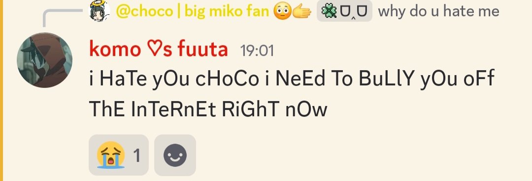 queenbeemuu's tweet photo. hi guys.. @25ji2500 is bullying me and my friends.. please be careful when talking to her.. im really sad https://t.co/RjSjssaYJo