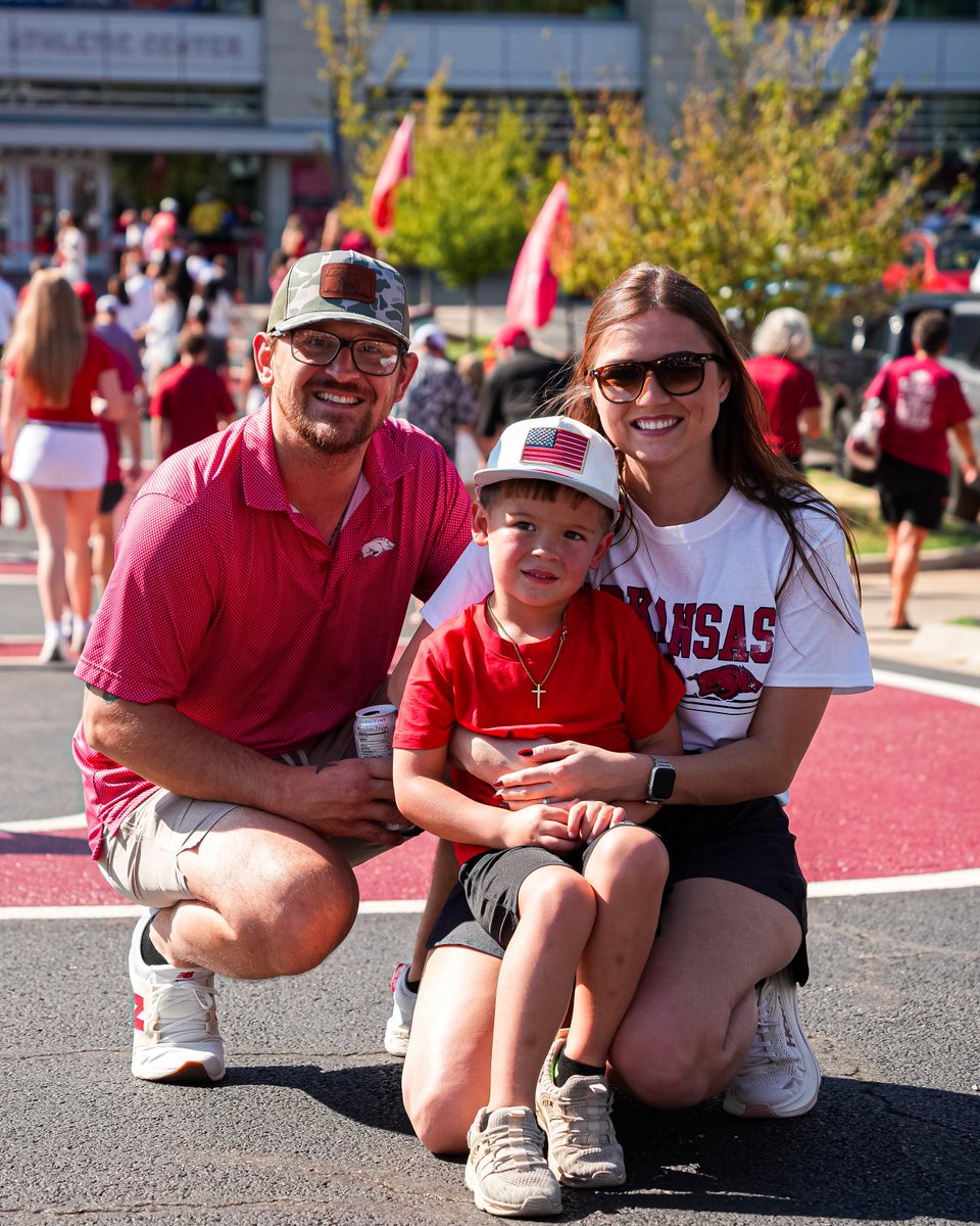 ArkRazorbacks's tweet photo. Hog Town ✅

See you inside Razorback Stadium. 🐗 https://t.co/gc7nrWoTeg