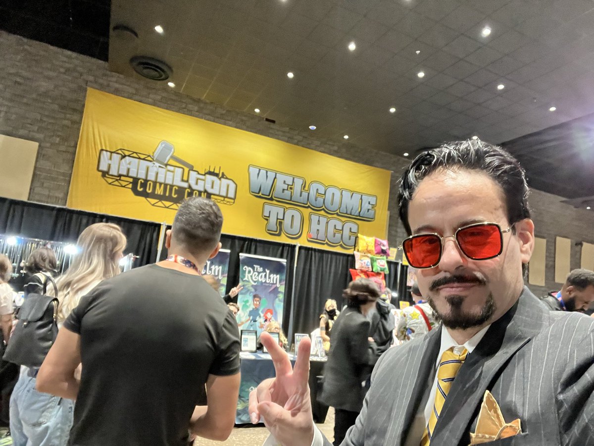 TonyStarkGuy's tweet photo. @Hamiltoncomic day one is underway at @HCCbyCarmens!
#tonystark #tonystarkimpersonator #tonystarkcosplay #lookalike #ironman #marvel #mcu #avengers #robertdowneyjr #rdj #HamiltonComicCon #HamOnt #TheHammer #HamiltonON #Steeltown https://t.co/UUb0Ws7JGb