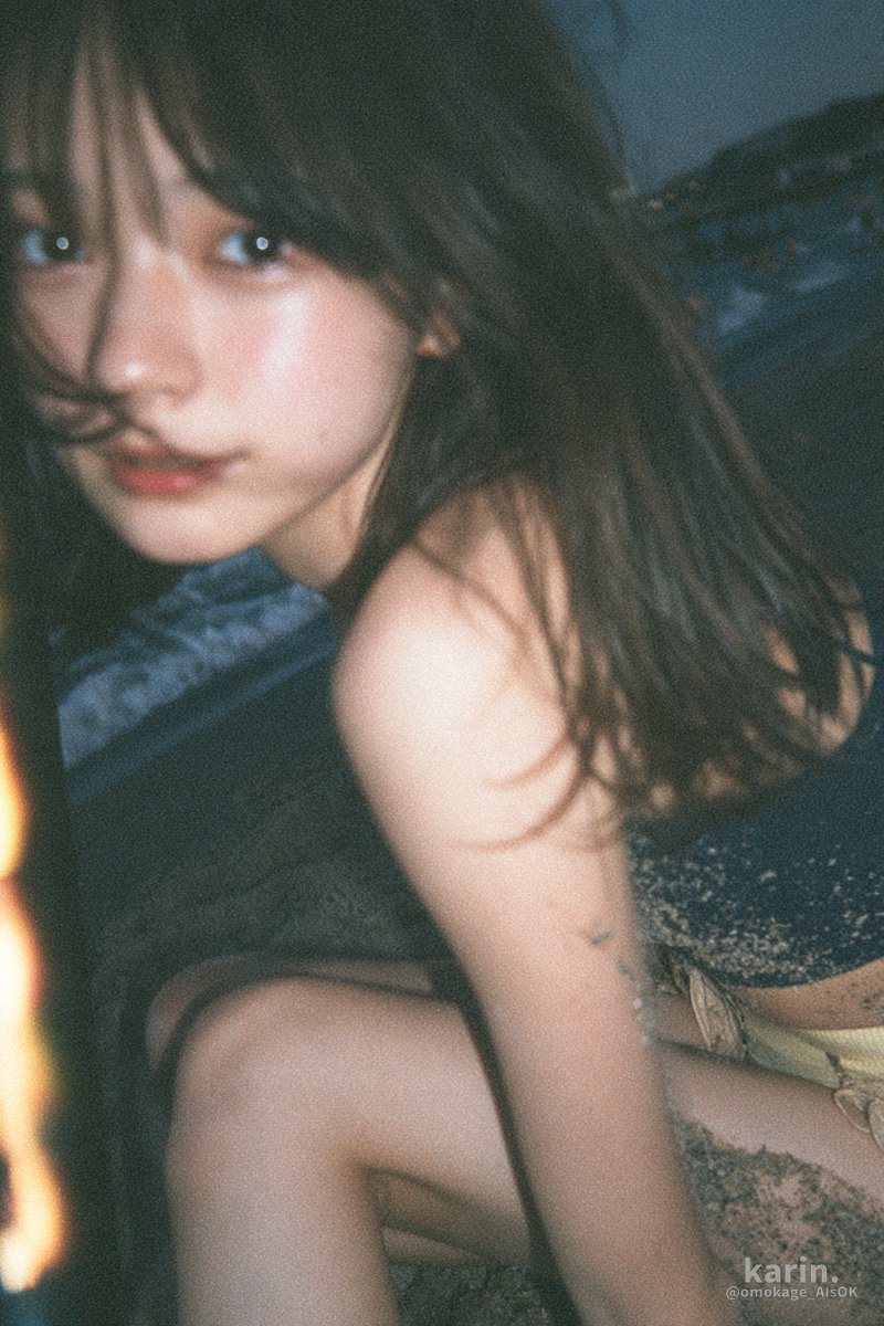 omokage_AIsOK's tweet photo. Feeling the cold evening wind on the quiet shore, knowing that this magic summer belongs to me no more https://t.co/PnFjZXHQPc