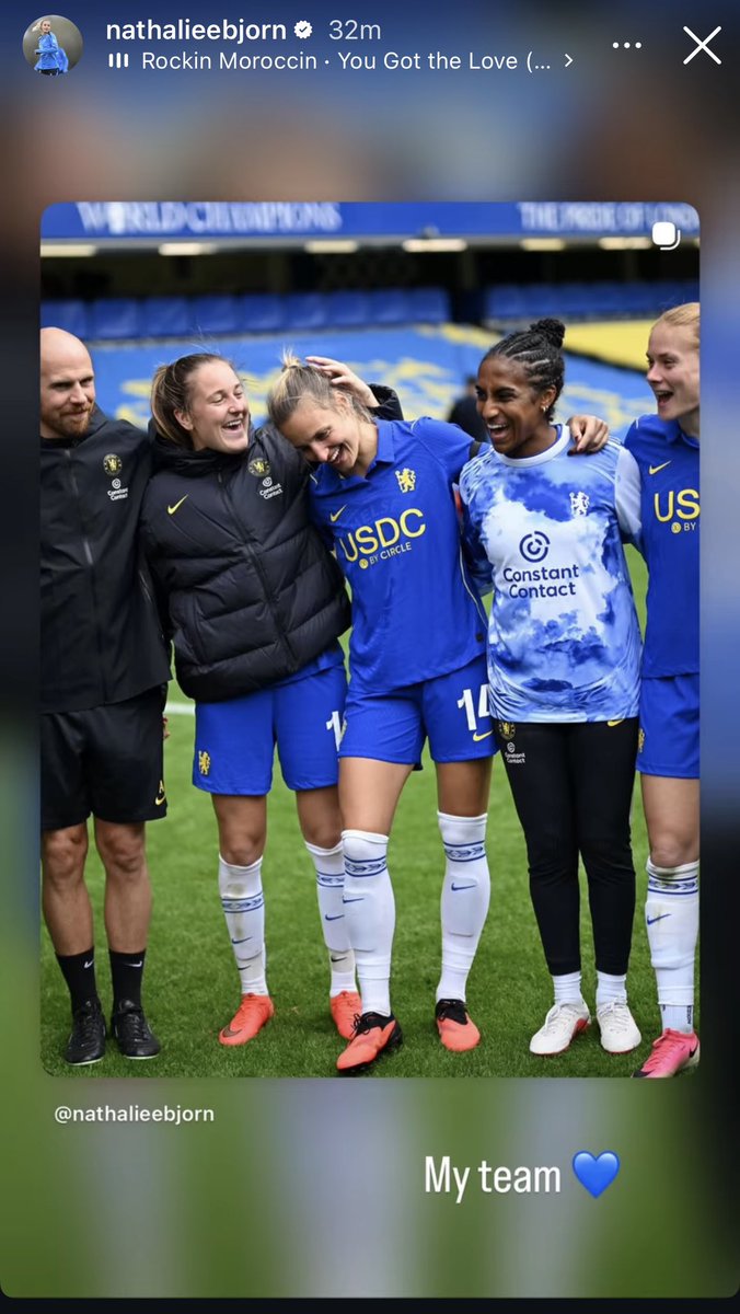 leoochm's tweet photo. screaming crying throwing up 🥹🫶💙 https://t.co/vrIWgMXf3H