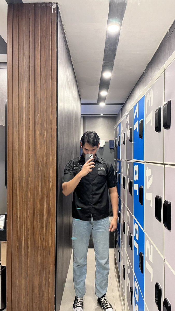 skyxzenx's tweet photo. Cwk 187 cm https://t.co/0M0Z9CEqBp