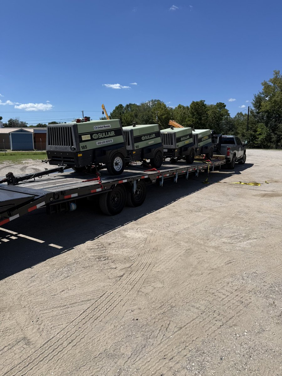 horterfarm's tweet photo. These 4 coming in Monday 4 more coming the end of next week. Very high demand and hard to find right now! Good clean Texas machines. Harvest is here. Get them now. We can install reels and have hoses and guns on hand ! https://t.co/Oy8RHBoXZe #harvest26 #agchat https://t.co/JCysDONagf