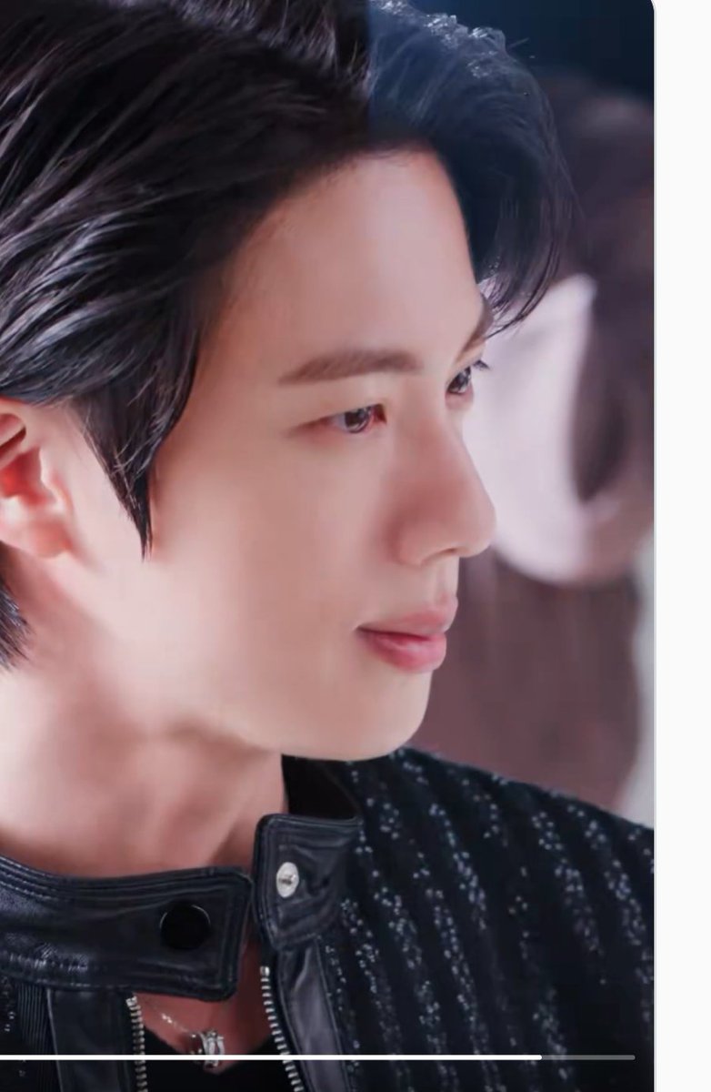nightstar1201's tweet photo. If there’s one thing I hope for, it’s that wherever Jin goes in the future, I’d love for the hair and makeup team personally selected by LANEIGE to travel with him. That’s how much I love LANEIGE’s whole vision and the aesthetic they’re going for. I really love this whole aesthetic they’re going for: clear, translucent-looking skin. I’d honestly say everything about it is perfect. 
#JIN #JinxLaneige @Laneige_kr