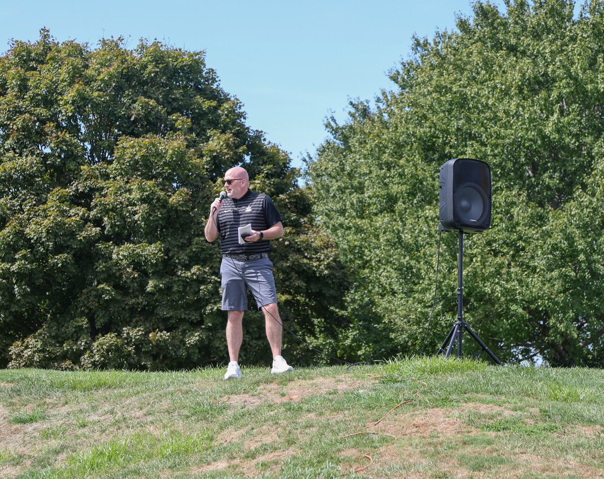 CoachRussAU's tweet photo. I’m not a microphone guy. 

As a coach, being on the court or in the locker room is more my element. And even then, I’ve been given a lot of grace over the years.

Put a microphone in my hand in front of a large crowd, I’m definitely less comfortable.

This week stretched me outside my comfort zone. But I’m thankful for it.

Even 13 years into it, I’m still being challenged to grow in new ways. Growth doesn’t stop just because you’ve been doing something for a while—and I’m grateful for the reminder.