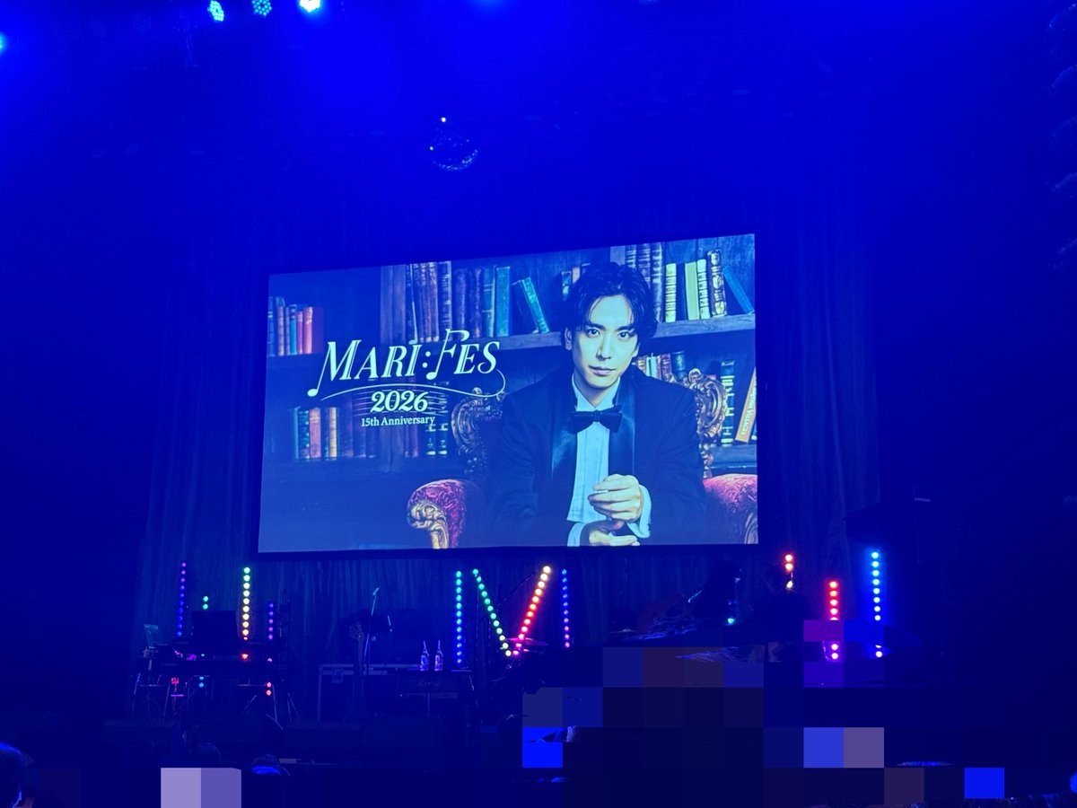 ne2yunfff's tweet photo. マリフェスに行ってきました！
グレコンで天に召される席しかなかったので前方席あざます😭
すこぶるテンションの高い先輩姿見れて幸🫶￼💕私が黒羽麻璃央を認識したのはコヒバニ。その後セミリオ見て度肝抜かれた！
これからも古川の良き後輩で居てね！
そして古川良いお年を…！？むりむりむり😭 https://t.co/QW0mMFWJQk
