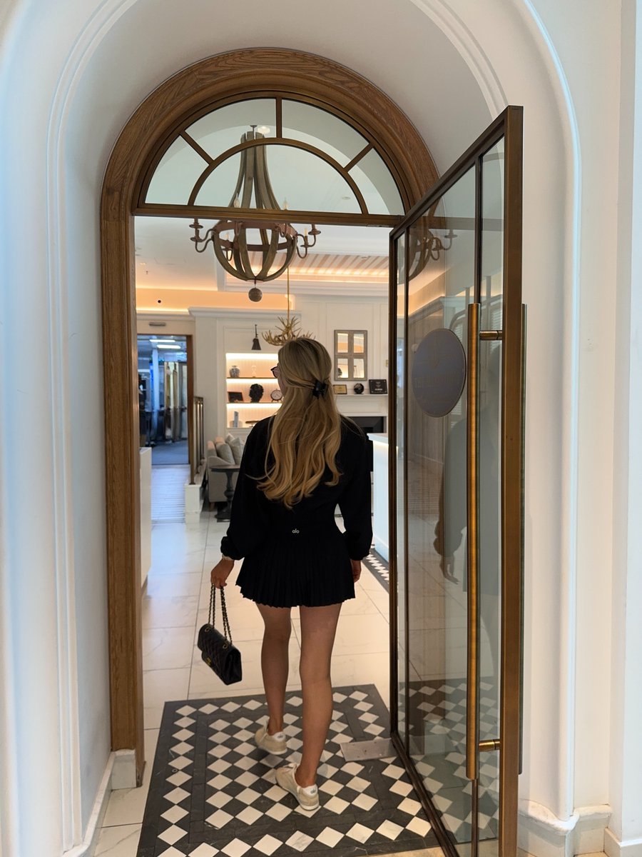 emiliaramX's tweet photo. A touch of sunshine, a sweet treat, a sense of ease unhurried, savoring the moment.
Infusing even an ordinary weekend with a touch of special ritual https://t.co/YvwMHjm1cM