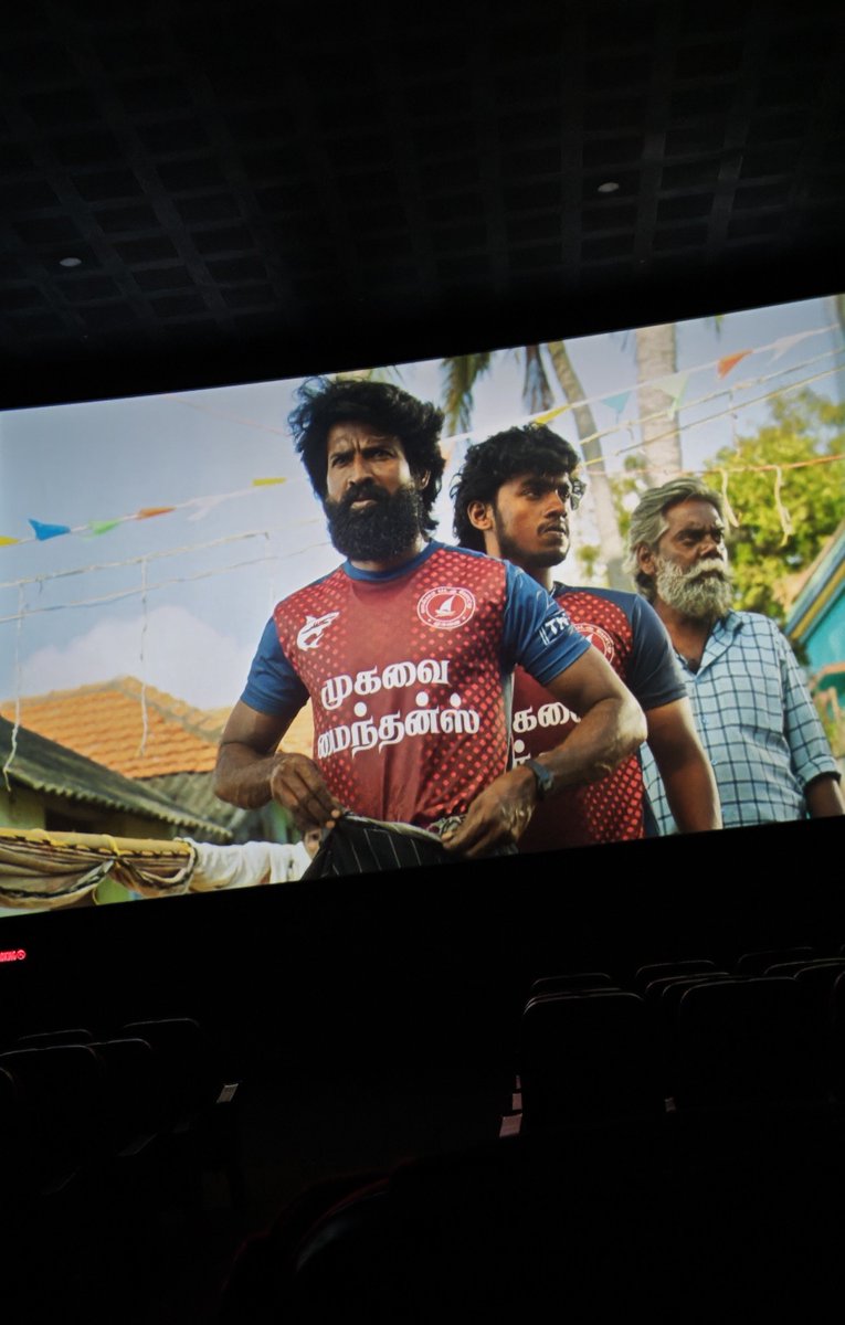 Jish9596's tweet photo. #Mandaadi

Ohh scene🙌👌
#Soori Anna❤️
Must Watch theatrical padam📈

⭐⭐⭐⭐/5 https://t.co/buxRlb75PT