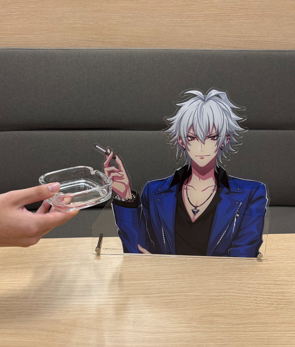 hypnosismic's tweet photo. /／
#碧棺左馬刻 バースデーグッズ
『なかなか大きいBIGアクリルスタンド』
⏰受注期間は本日23:59まで💨
\＼

粗品&amp;特典付きはFC会員のみ🙋‍♀️
お見逃しなく👀

ℹ️: https://t.co/Wbwx5pbGe6

FC：https://t.co/NlY8dM2mHS https://t.co/nVFLRi5nMu
