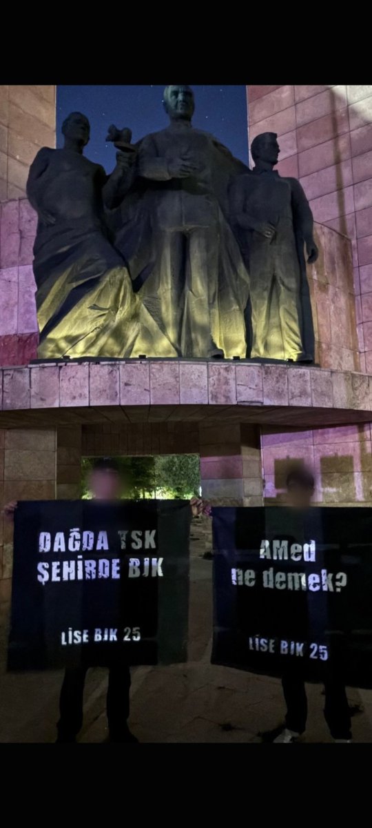 AlperenTek58765's tweet photo. BOZKIRIN ÇOCUKLARI OROSPU ÇOCUKLARINA KARDEŞ DEMEZ https://t.co/OzDPPZTuQ9