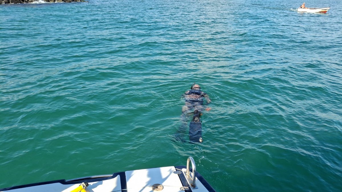 polatmak's tweet photo. Kova da dolunca huzurlu bir gün batımı 🐟🌊🤘🤘
#sunsetlover #spearfishing https://t.co/wEyBTwJsMU