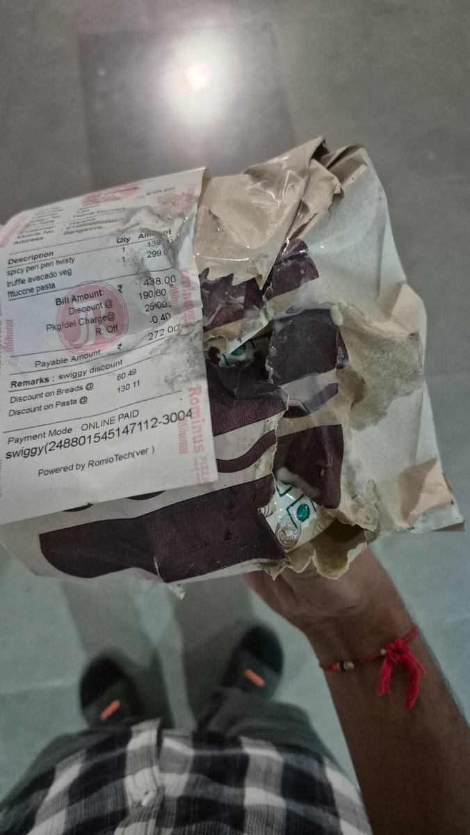 HarshitGupta07's tweet photo. @SwiggyCares Entire order torn apart delivered with spillage of the entire order. What is wrong?! https://t.co/pfwotTklct