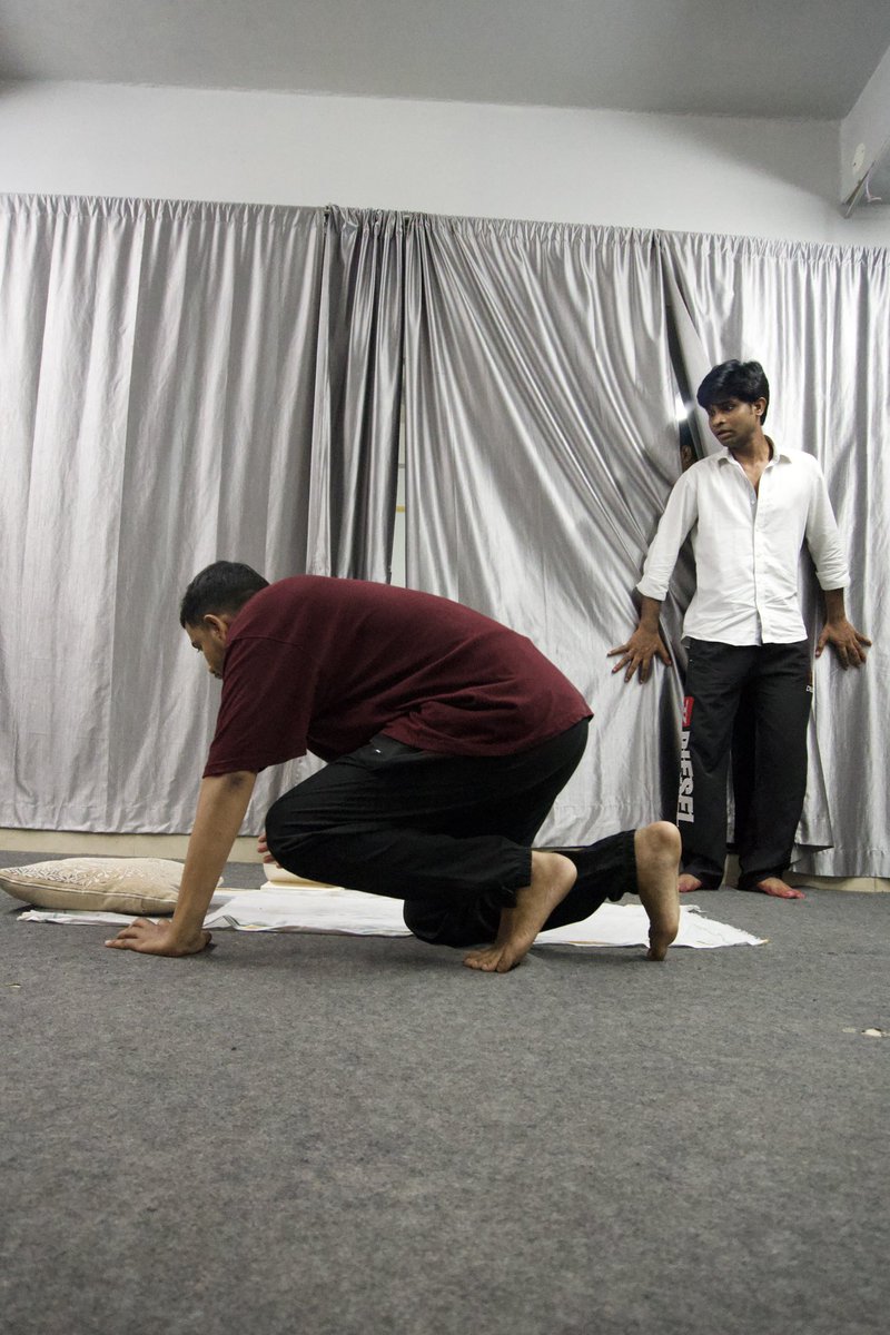 drishyamtrust's tweet photo. Drishyam Trust Presents

 Production Oriented Weekend Workshop
with Sampa Mandal (NSD Alumni) ✨

Time: 2:00 PM – 4:30 PM

What you’ll gain from this workshop:
• Chaau session with a professional trainer
• Improvisation &amp; Production processes
• Certificate after the workshop https://t.co/AWHdEJ3Cv6