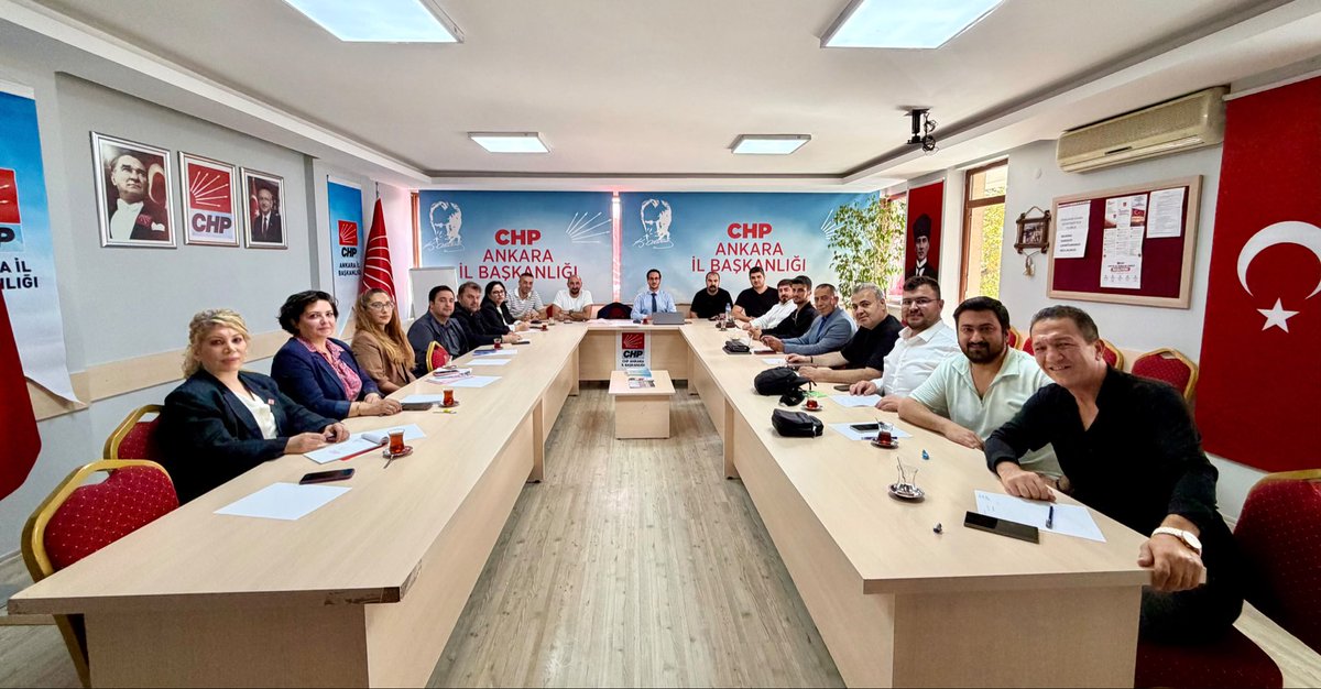 altindagchp's tweet photo. Bugün, CHP Ankara İl Sosyal Medya ve Basın Sorumlumuz Mert Erdoğan’ın koordinasyonunda, ilçe sosyal medya ve basın sorumlularımızla bir araya geldik. https://t.co/zsecWkjacF