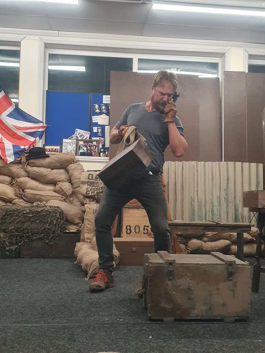 GraceyPrincess's tweet photo. 🎭 FOUR DAYS TO GO! 🪖

Expect trenches, tea, terrible decisions, magnificent moustaches, questionable military strategy and enough British stiff upper lip to cause serious facial strain.
https://t.co/1j2lhvsmXn

#BlackadderGoesForth #TheatreRoyalWakefield https://t.co/5CBahZ5egd