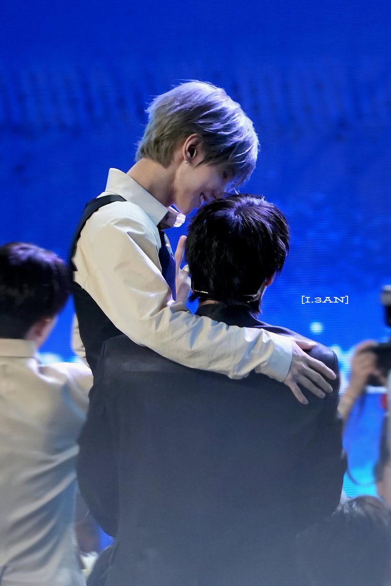 i3an_xoxo's tweet photo. 260919 TMA 

#민기 #MINGI 
#여상 #YEOSANG 
#에이티즈 #ATEEZ https://t.co/SQinzHjiLH