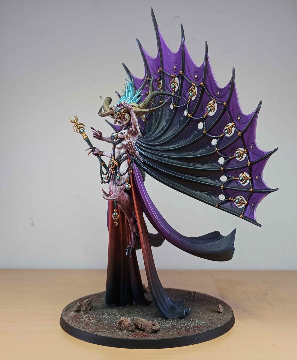 WillChu10's tweet photo. Decxessa from age of sigmar done ^^

Using this for Horus Heresy as Ruinstorm Sovereign with Rapturous Sensation Aetheric Dominion :3
.
.
.
.
.
.
#warhammercommunity
#PaintingWarhammer 
#slaanesh 
#Chaosdaemons 
#ruinstormdaemons https://t.co/1JrUe5UUBt