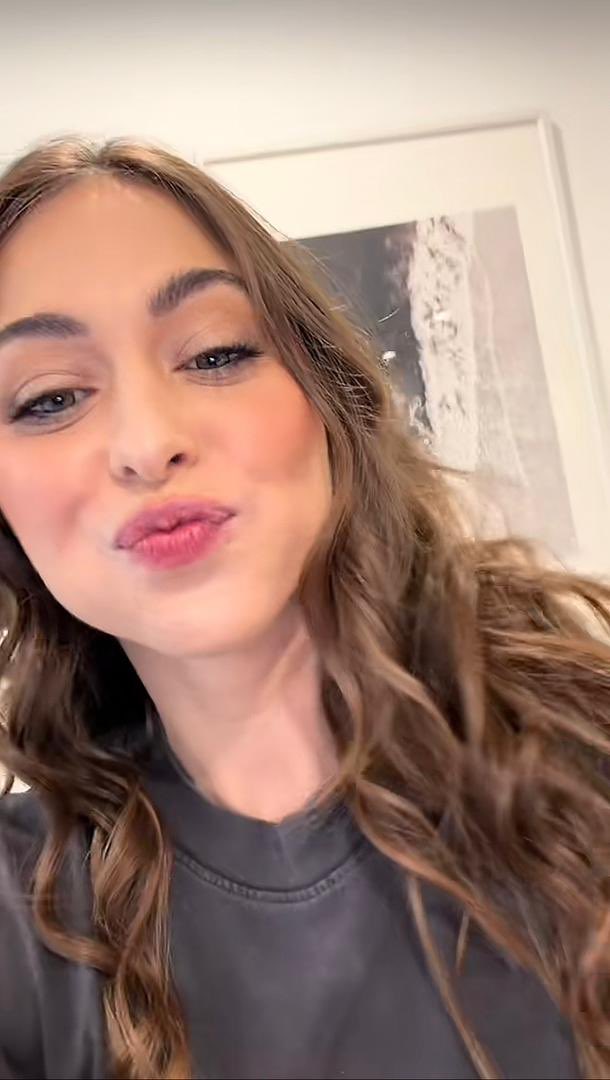 AshleyMathlu tweet picture