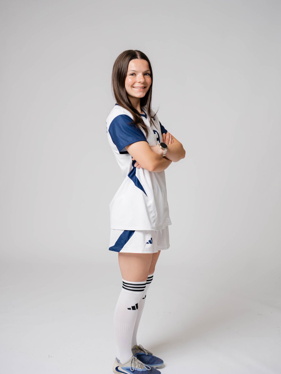 PeacocksWSOC's tweet photo. Happy Happy Birthday Jacqui! Hope you enjoy your day!! ๐๐ฅณ
#StrutUp ๐ฆ https://t.co/hDpP4FBAff