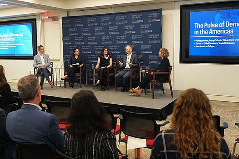 ExpertFile's tweet photo. Covering politics and the state of the country?

Here's a must-read #ExpertS;potlgiht from the #experts @VanderbiltU .

'New AmericasBarometer report finds modest but widespread recovery in support for democracy across the Americas'

Connect with Noam Lupu today if you're looking to know more.

https://t.co/w9sRCxUqvd